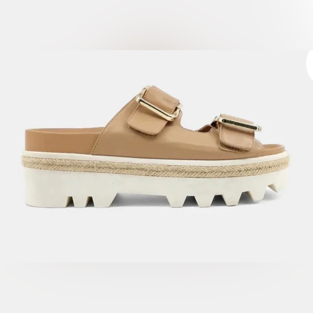 Shu Shop Xyla sandal Tan, Size 8, New in box